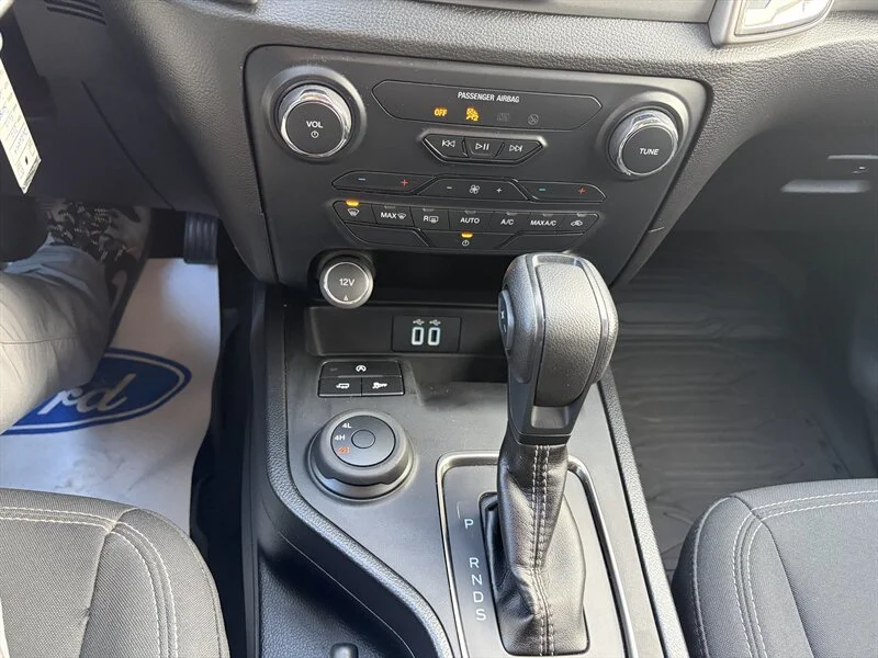Used 2021 Grey Ford XLT image 10