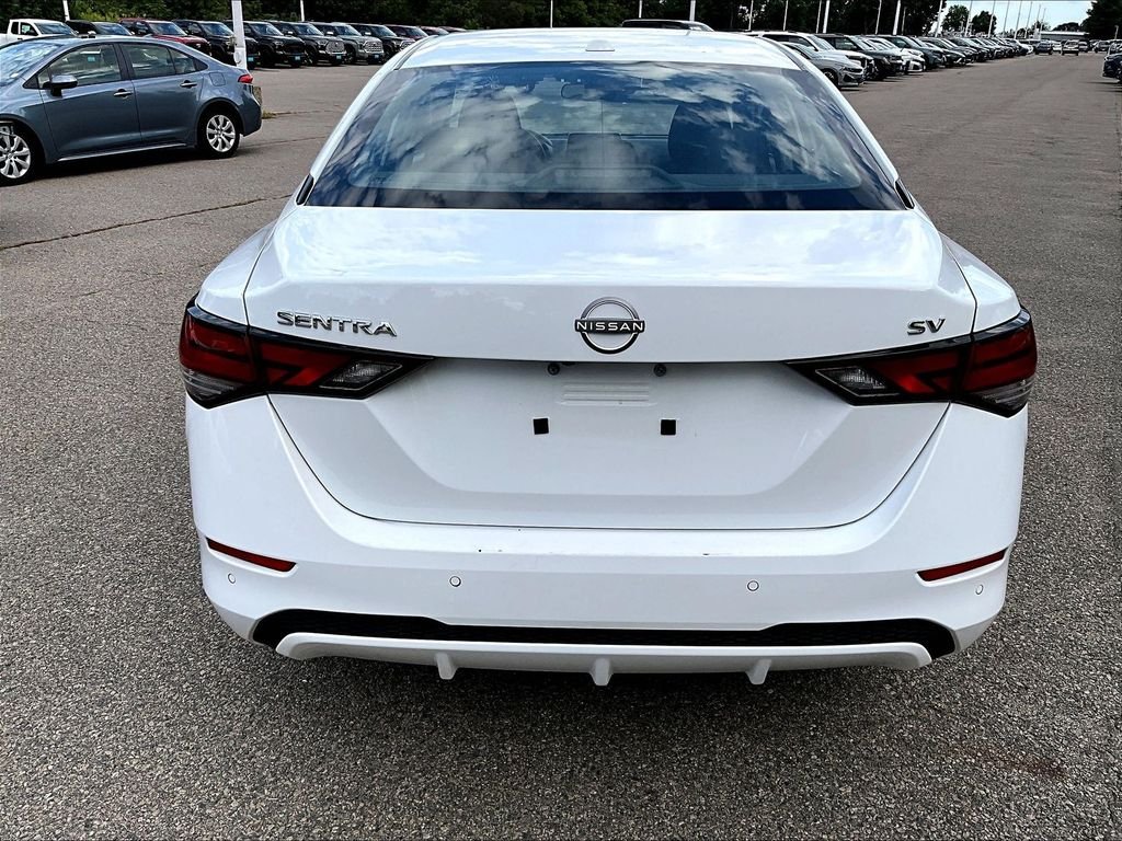 Used 2024 White Nissan SV image 10