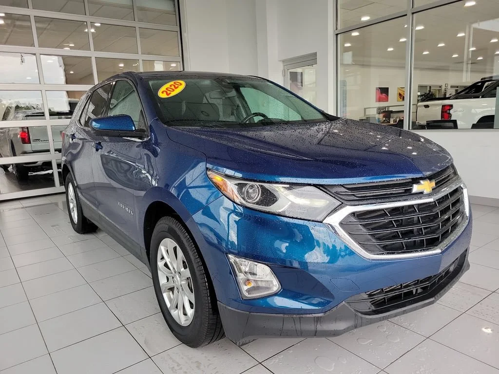 Used 2020 Chevrolet Equinox 2FL with VIN 2GNAXJEV2L6243905 for sale in Millington, MI