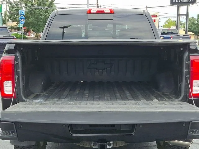 Used 2018 Black Chevrolet High Country image 30
