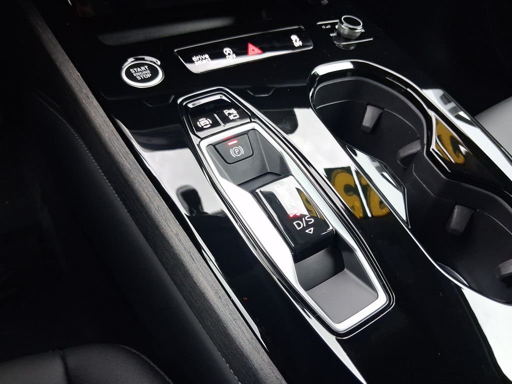Used 2025 Silver Audi 2.0T Premium image 25