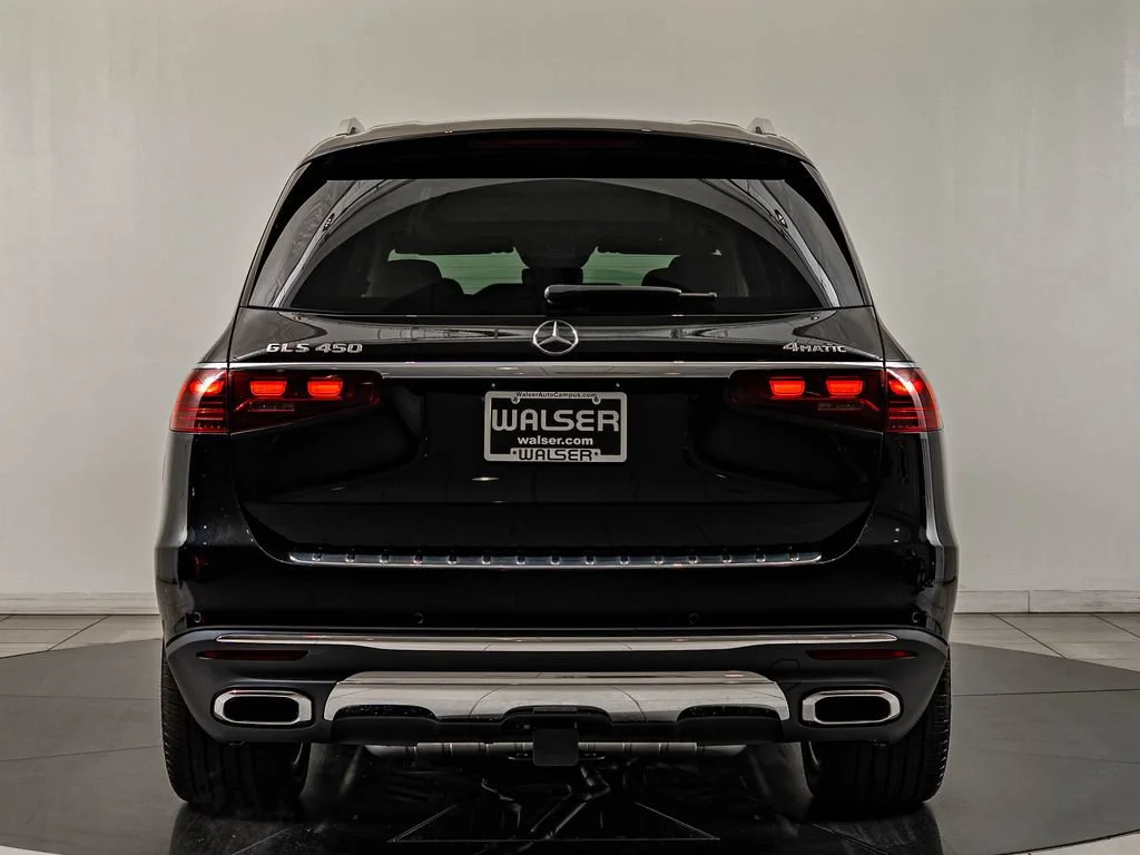 Used 2026 Black Mercedes-Benz GLS 450 image 6