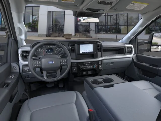 2025 Ford F-550 Super Duty Chassis Cab XL - Photo 9