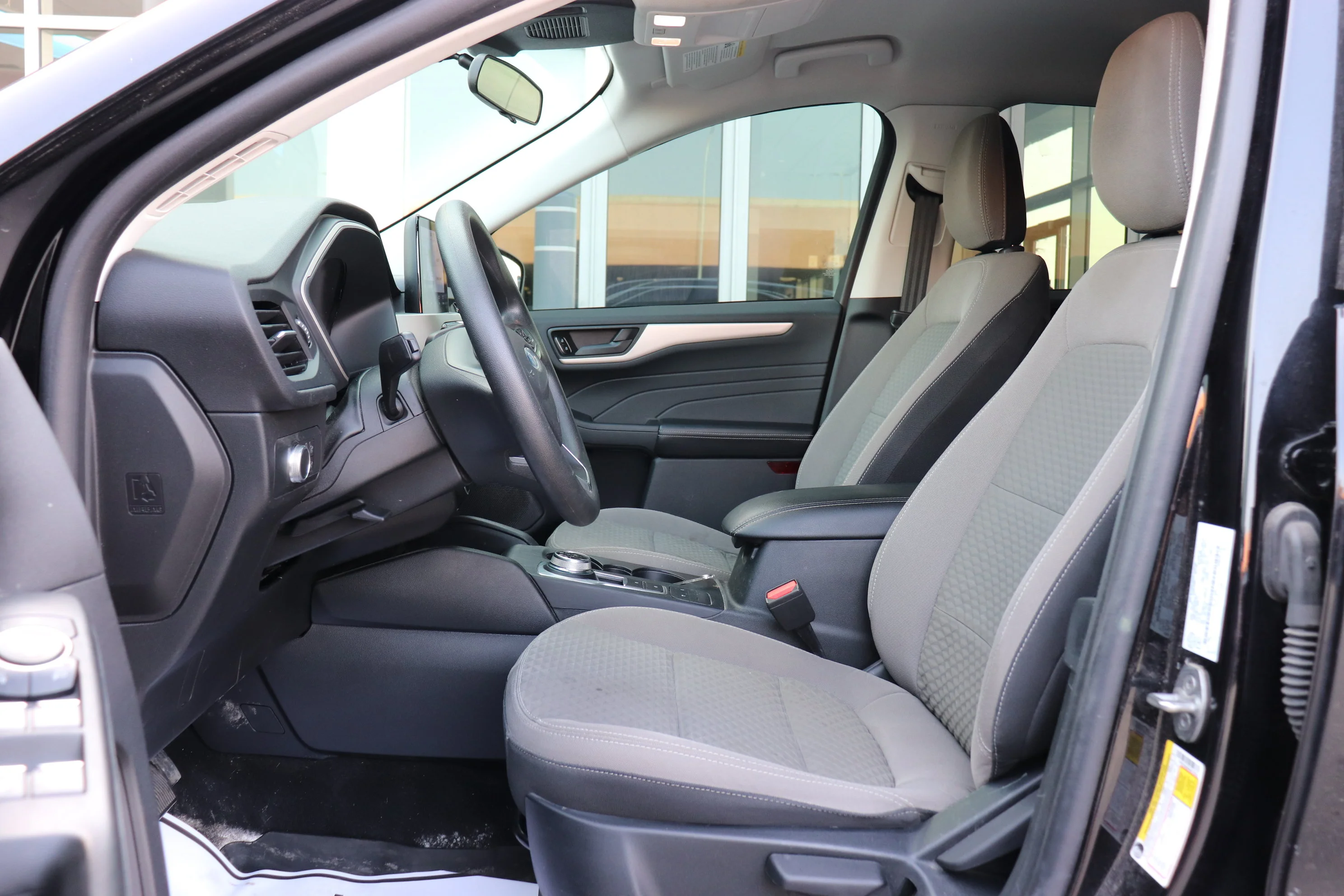 Certified Used 2022 Black Ford SE image 7