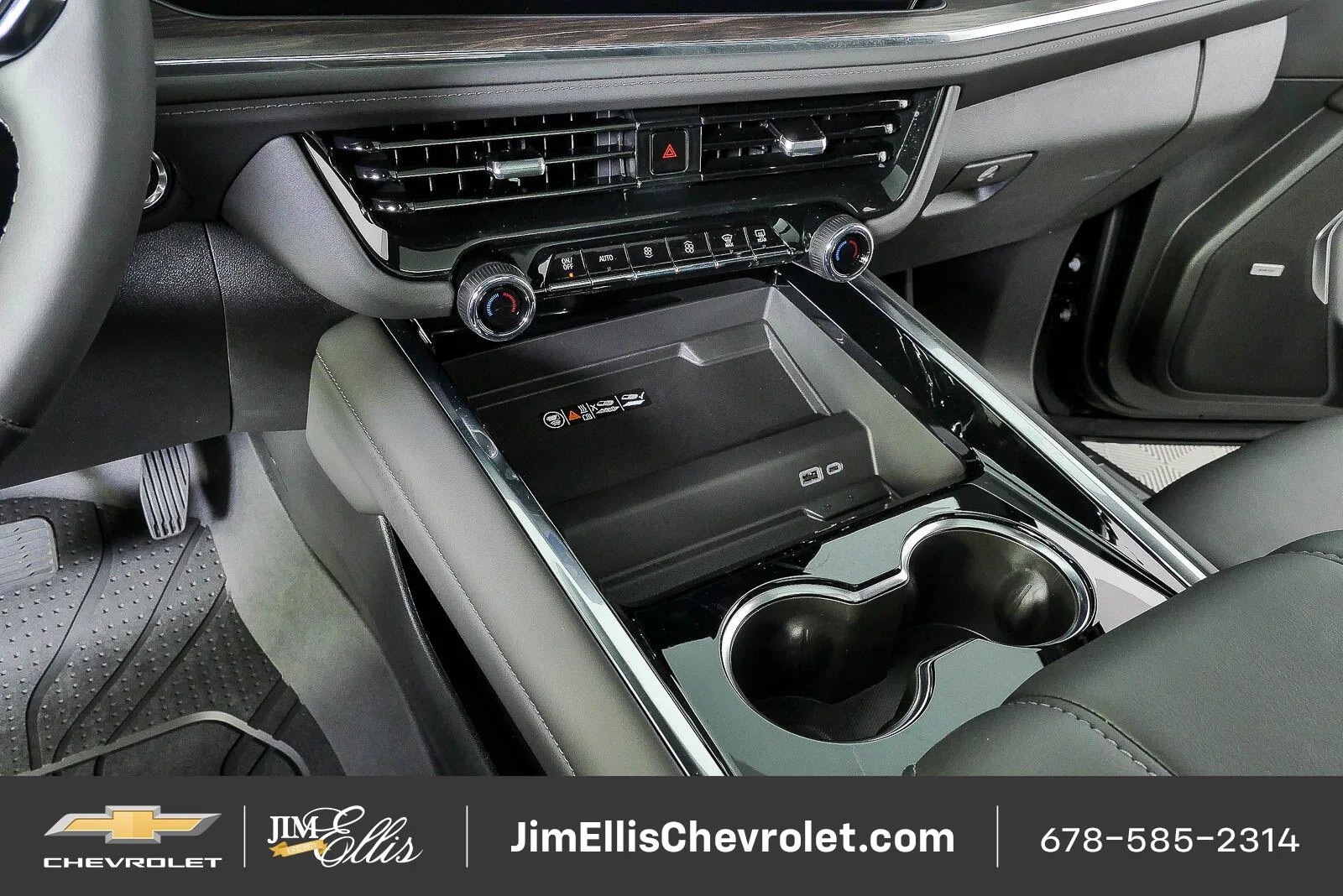 New 2026 Black Chevrolet LT image 18