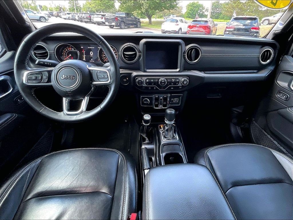 Used 2023 Black Jeep Overland image 21