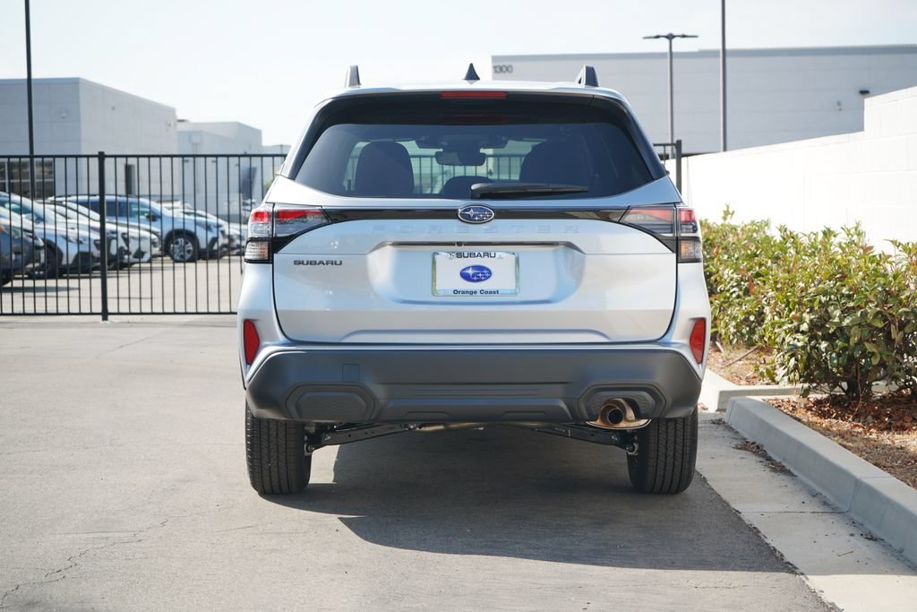 New 2026 ICE SILVER METALLIC Subaru Premium image 7