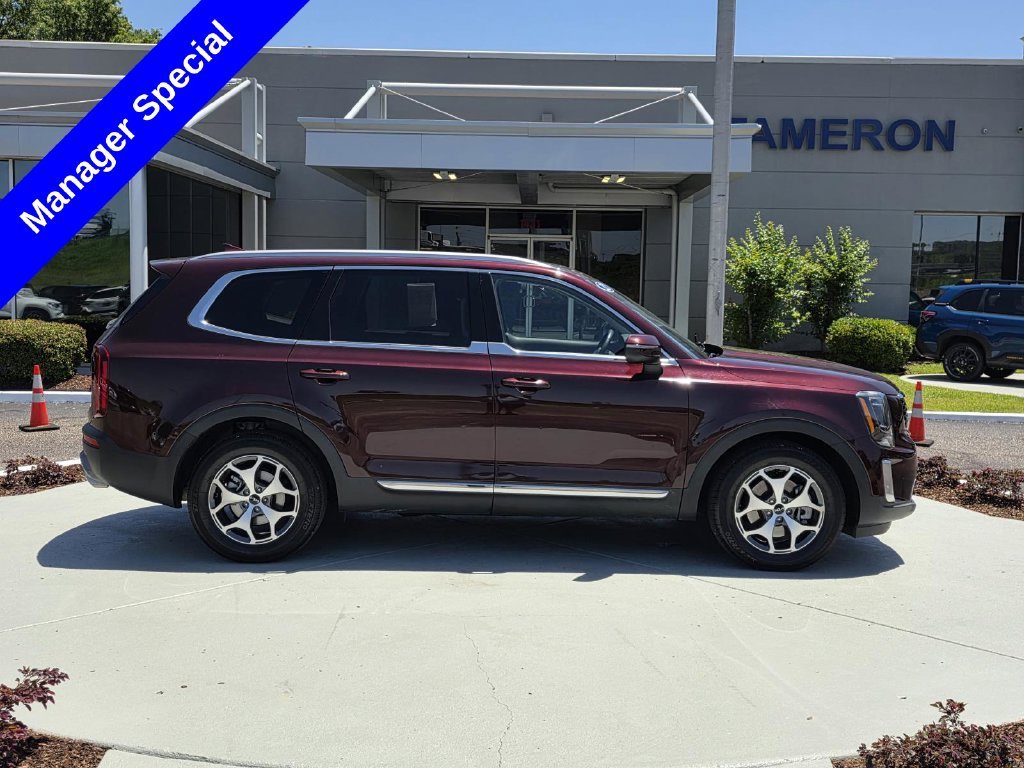 Used 2022 Purple Kia EX image 41