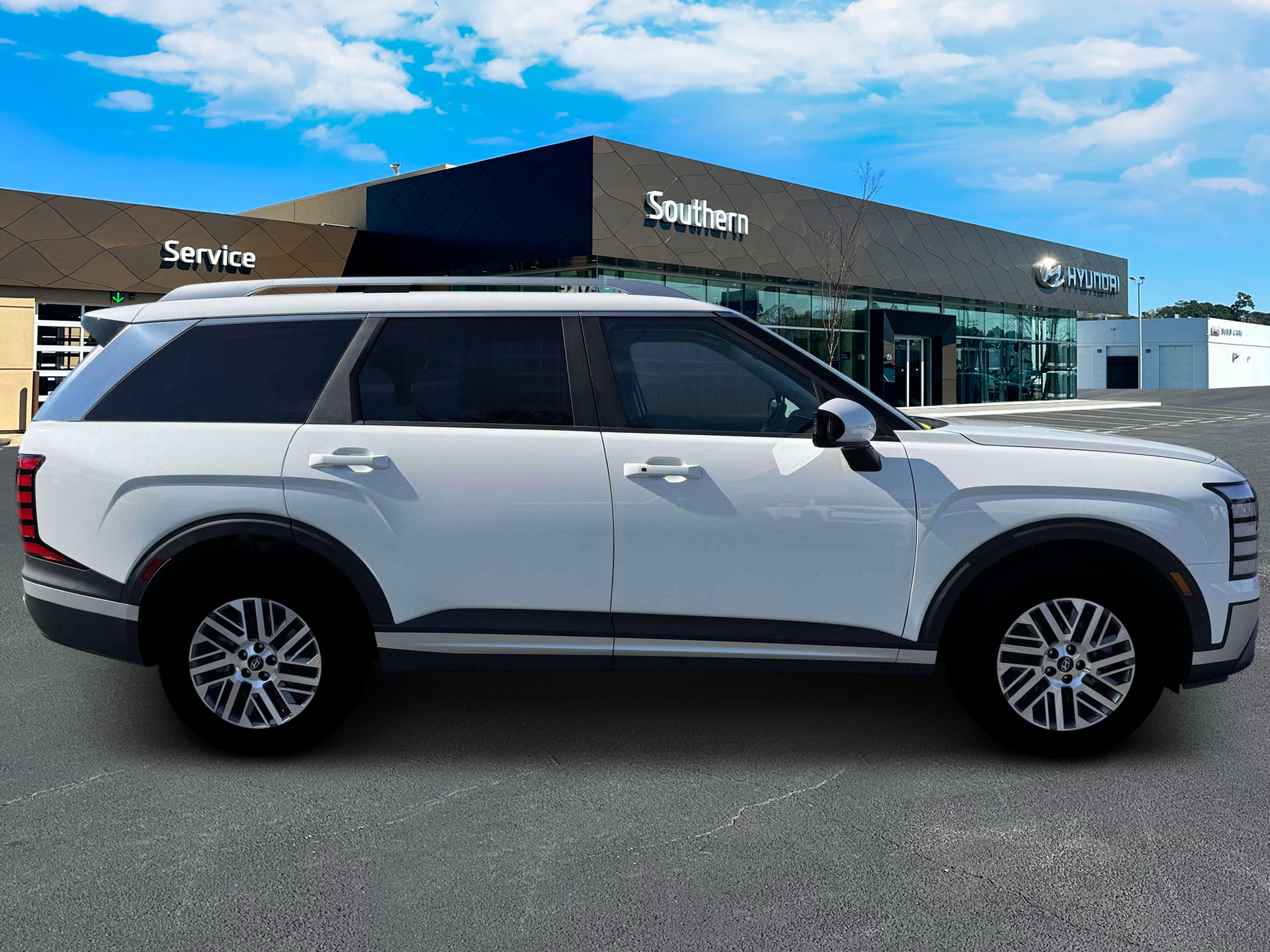 New 2026 White Hyundai SEL AWD image 9