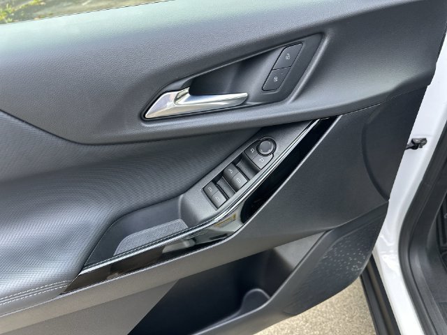 Certified Used 2025 Summit White Chevrolet LT image 24