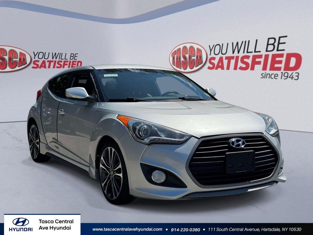 2016 Hyundai Veloster's photo