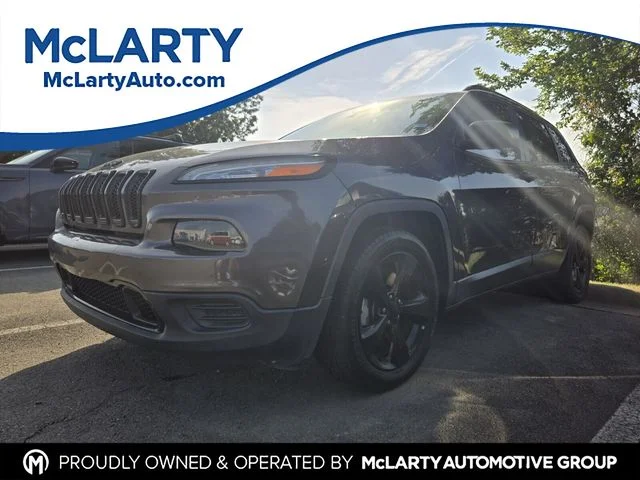 2017 Jeep Cherokee Sport Altitude's photo
