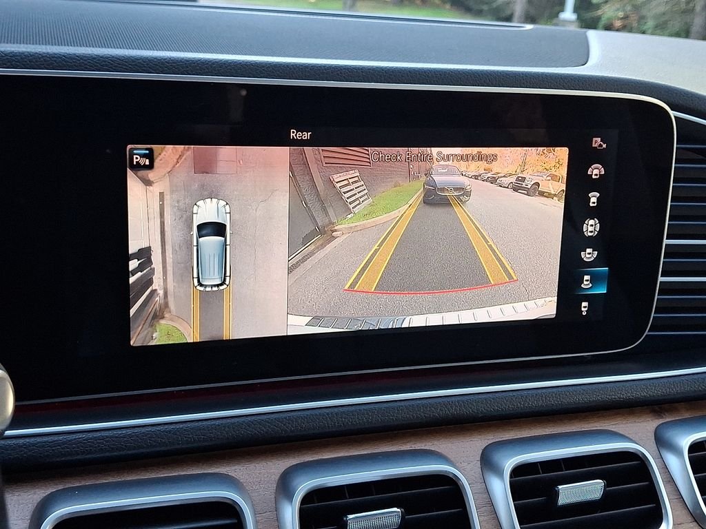 Used 2021 White Mercedes-Benz GLE 350 image 19