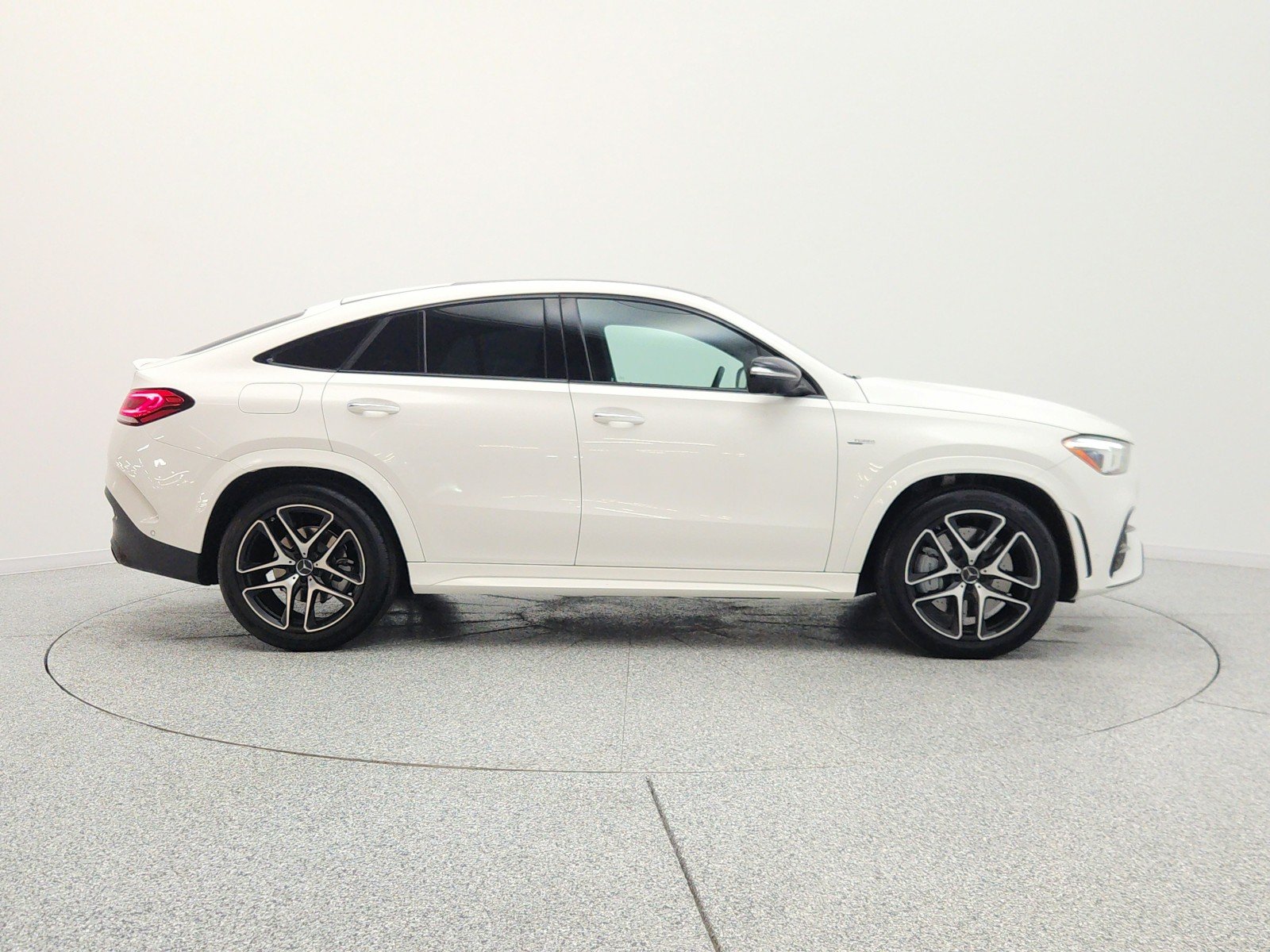 Used 2021 Polar White Mercedes-Benz AMG® GLE 53 4MATIC Coupe image 4