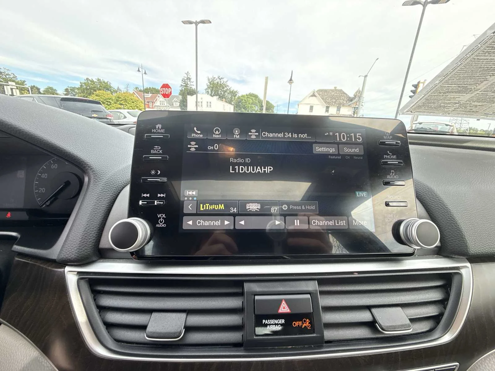 2019 Honda Accord Hybrid Touring - Photo 13