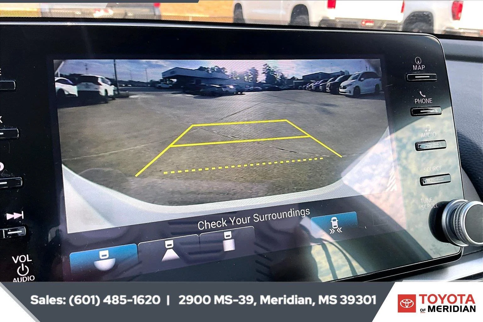 Used 2021 Platinum White Pearl Honda Touring image 14