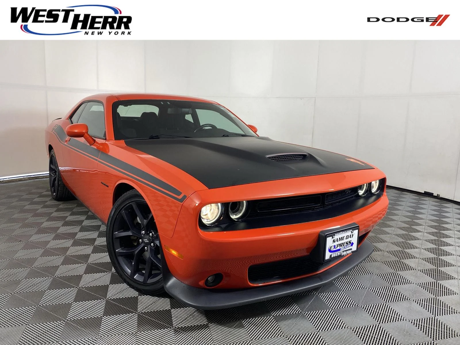 Used 2021 Go Mango Dodge R/T image 1