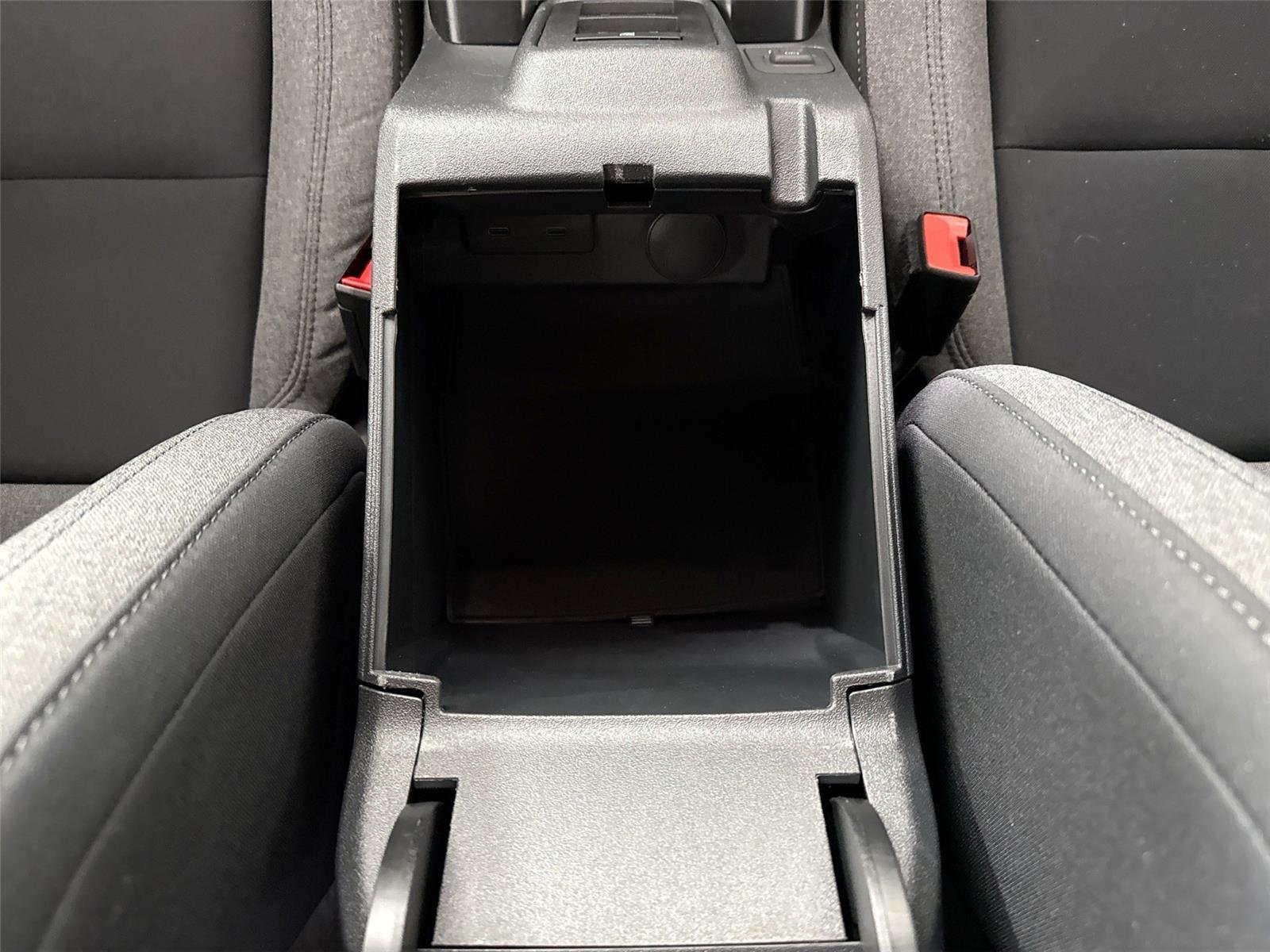 Used 2025 Oxford White Ford Base image 29