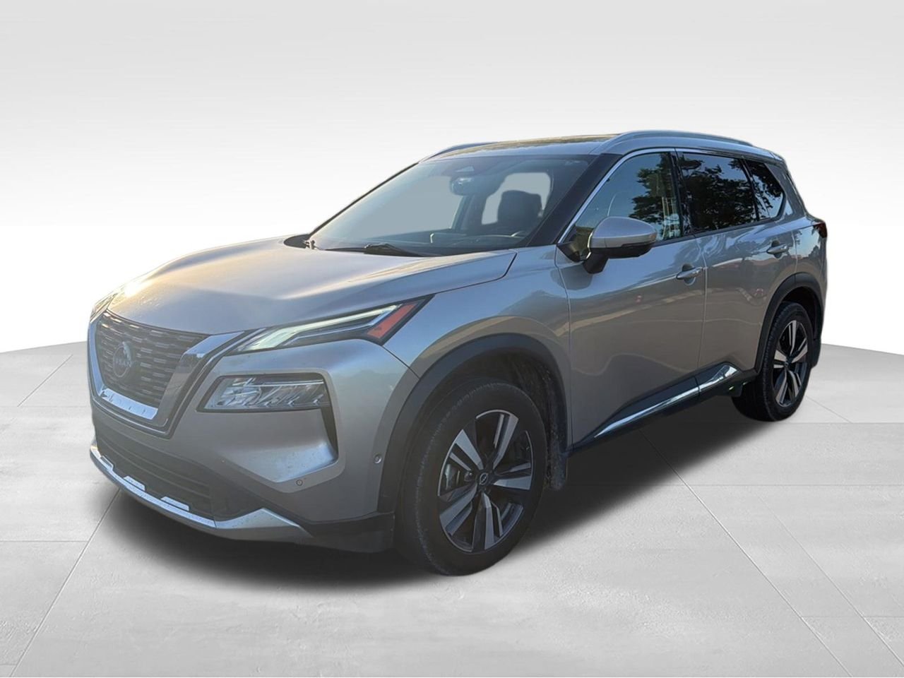 2023 Nissan Rogue Platinum FWD's photo