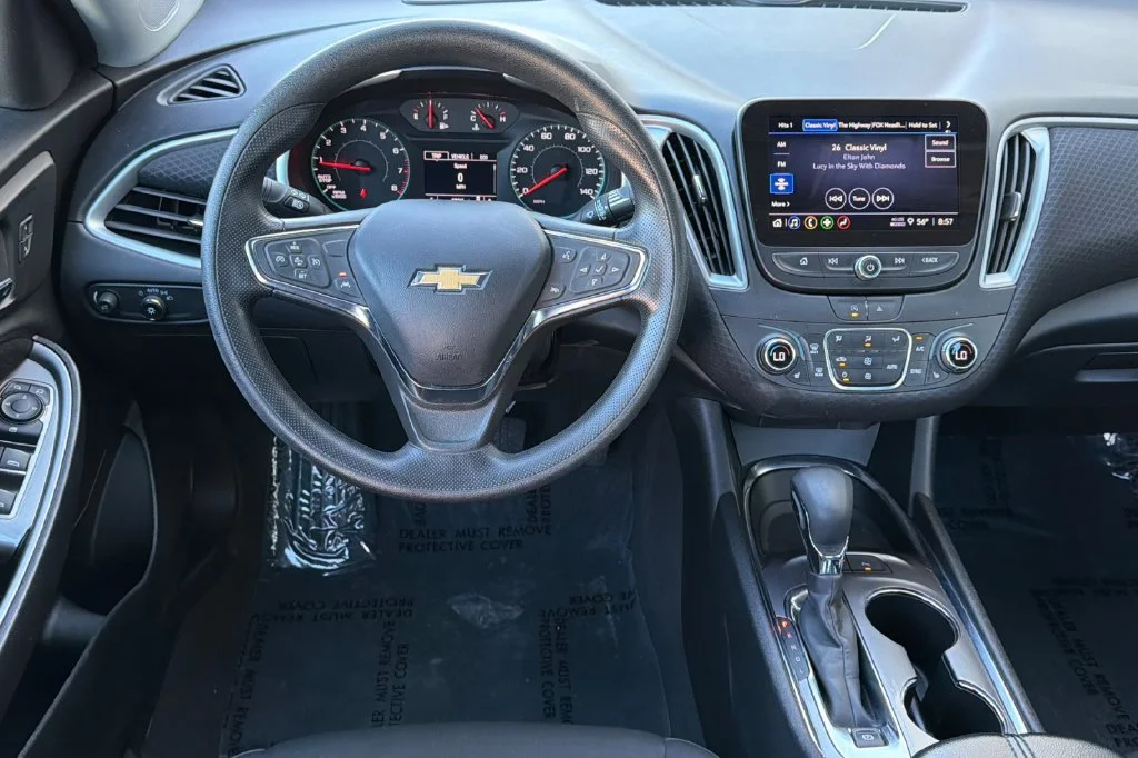 Used 2024 Sterling Gray Metallic Chevrolet LT image 18