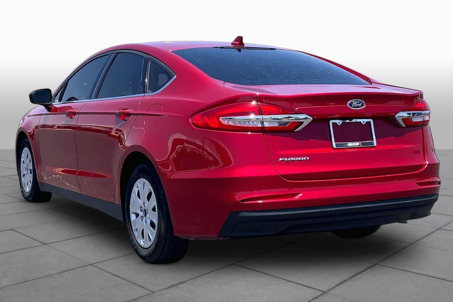 Used 2020 Rapid Red Metallic Tinted Clearcoat Ford S image 12