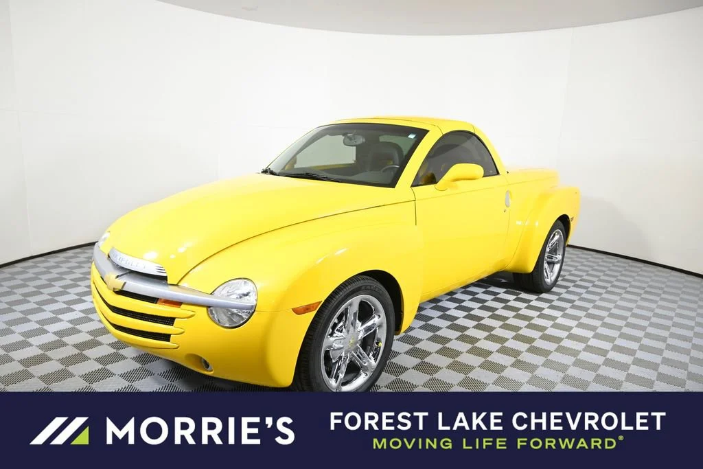2005 Chevrolet SSR LS's photo
