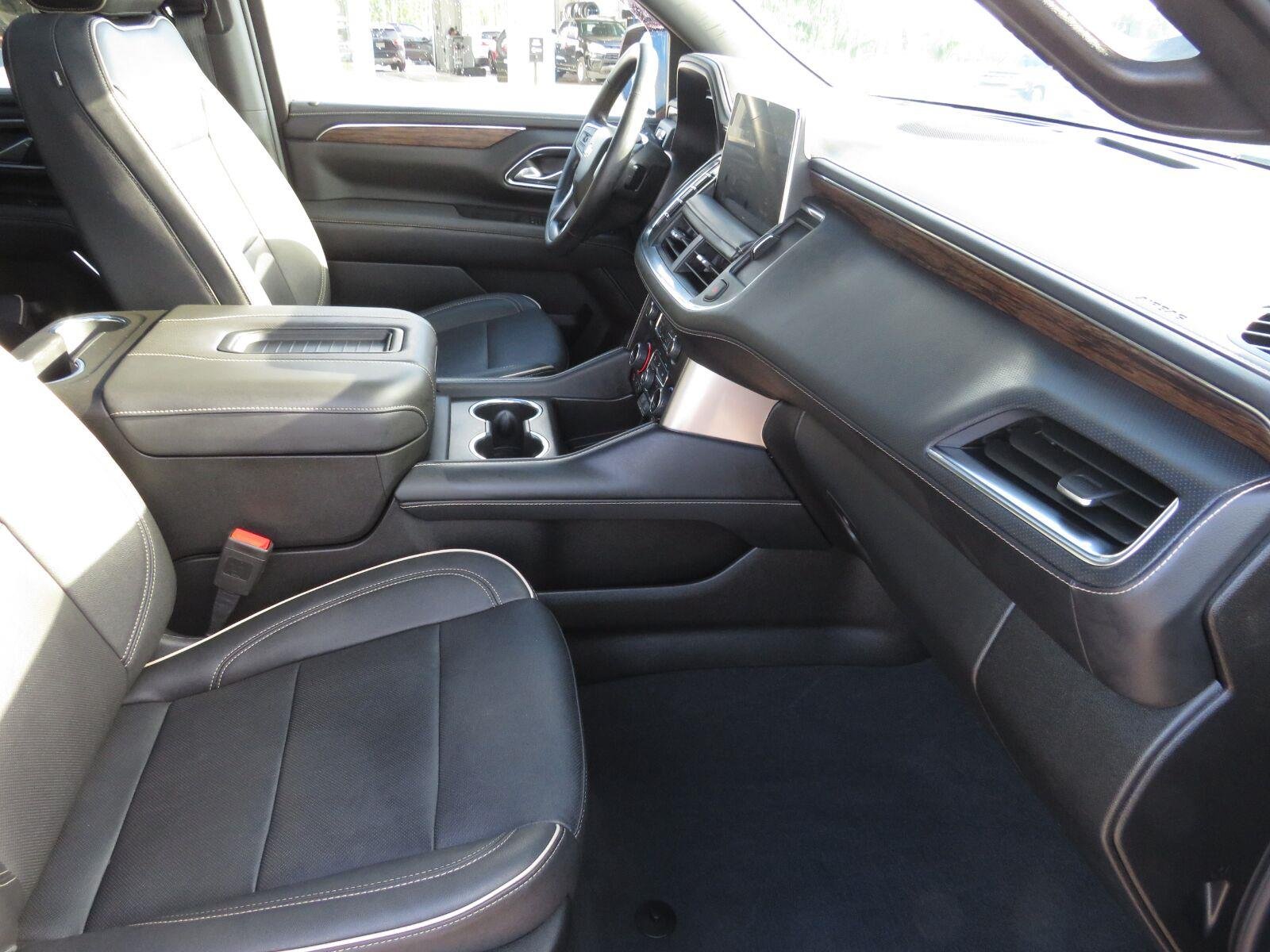 Used 2023 Dark Ash Metallic Chevrolet Premier image 18