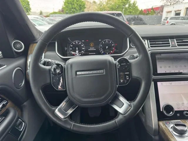 Used 2019 Black Land Rover 5.0L V8 Supercharged image 20