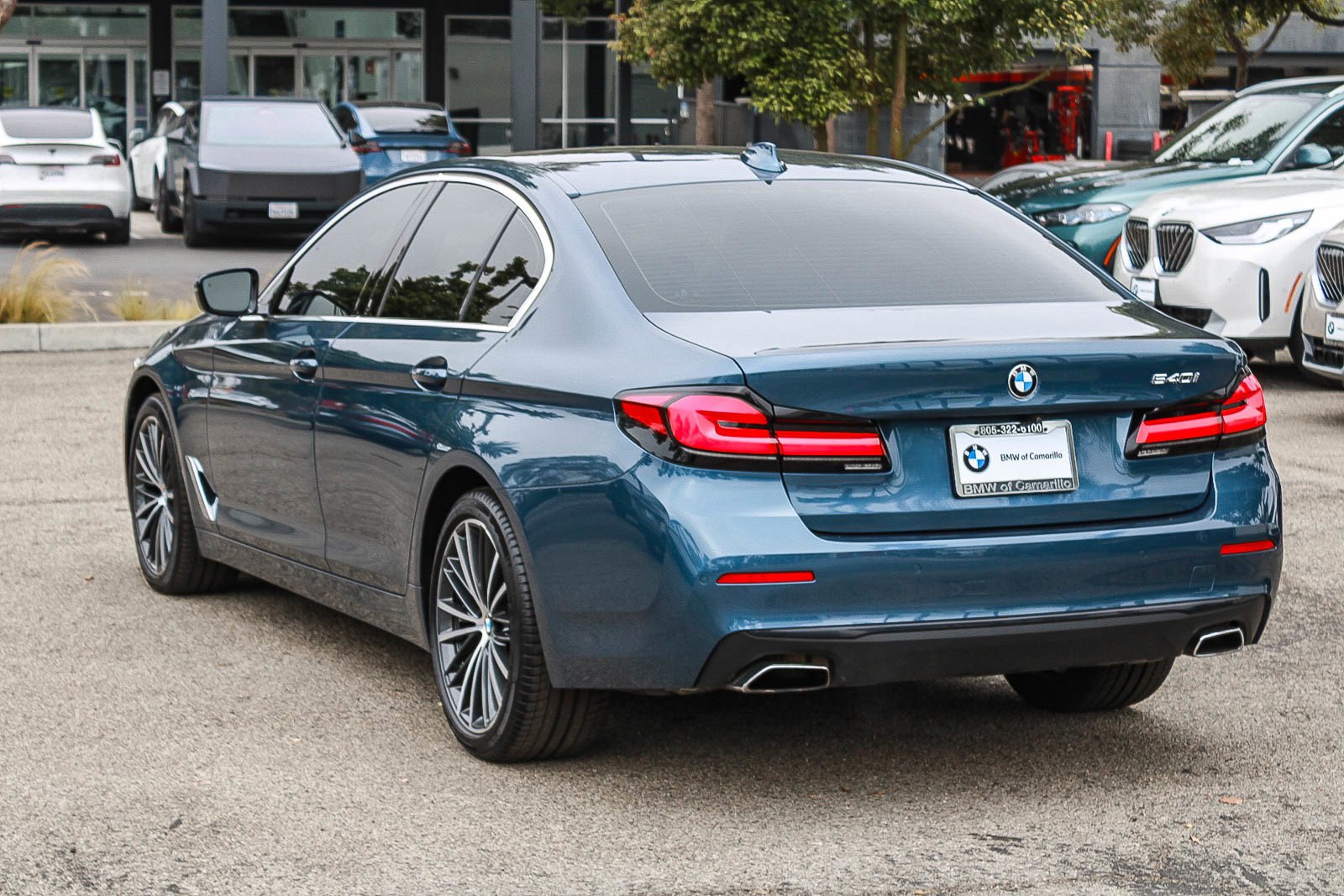 Used 2023 Arctic Race Blue metallic BMW 540i image 4