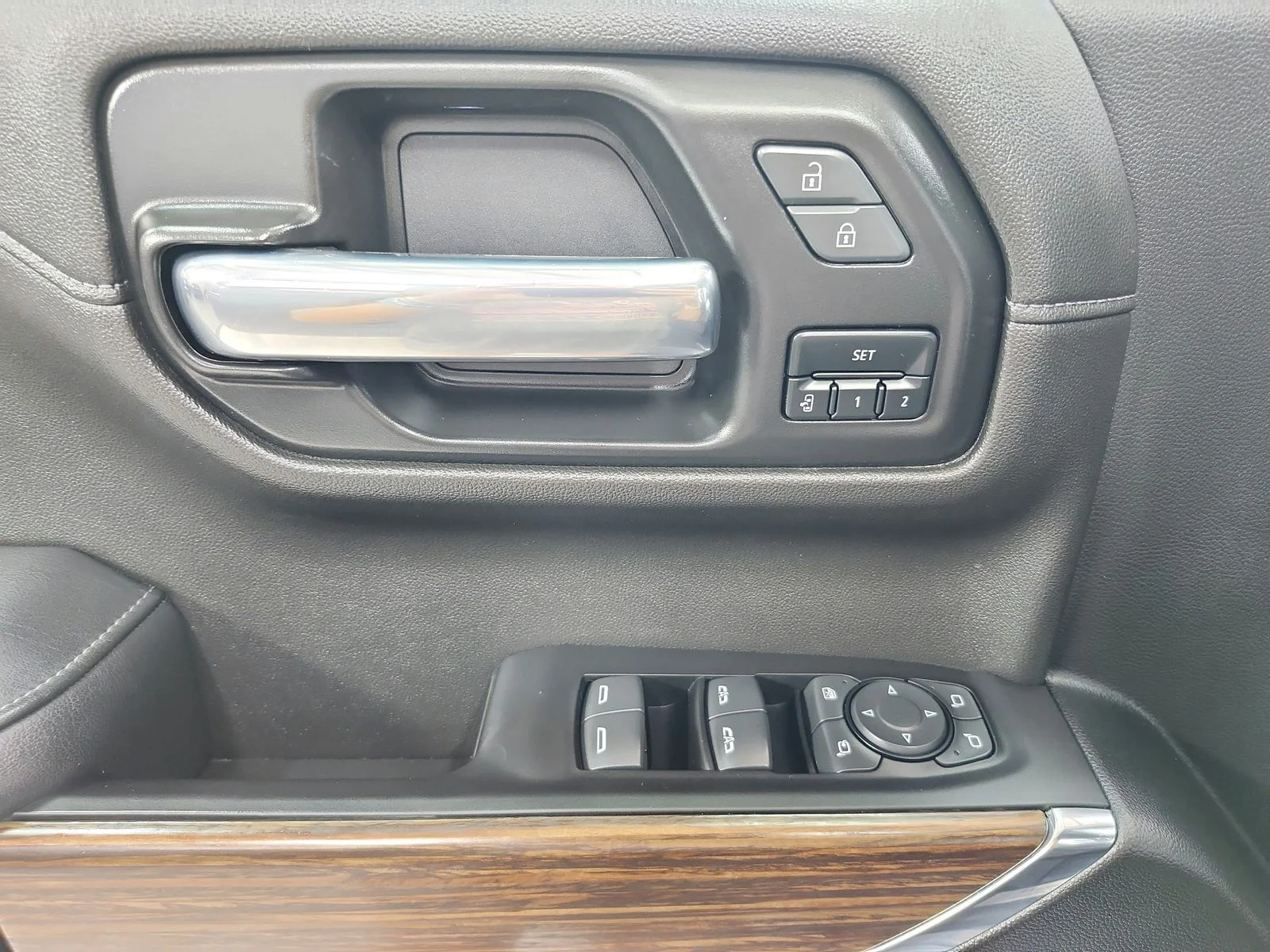 Used 2022 Gray Chevrolet High Country image 35