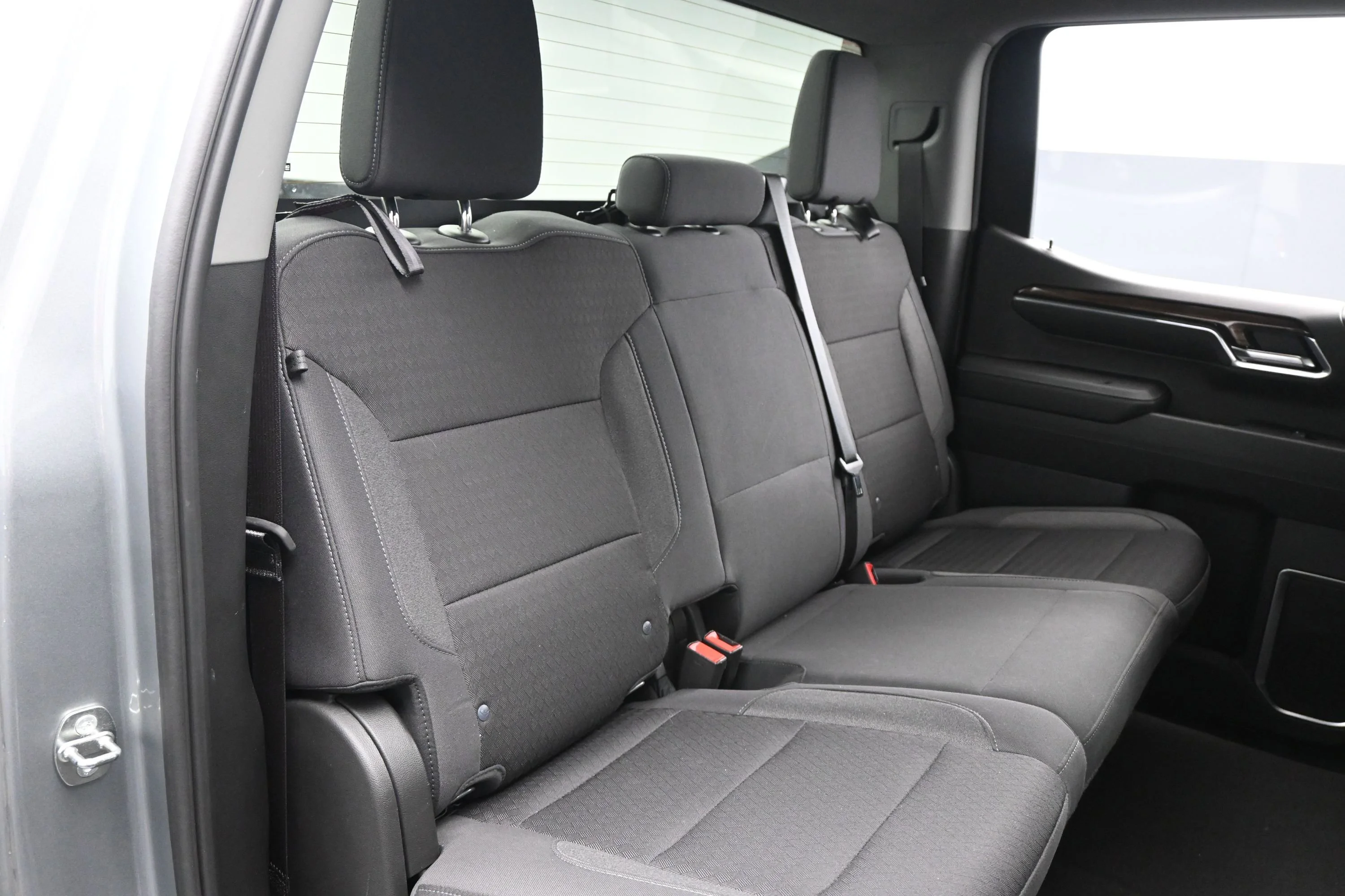 Used 2024 Sterling Gray Metallic Chevrolet LT image 13