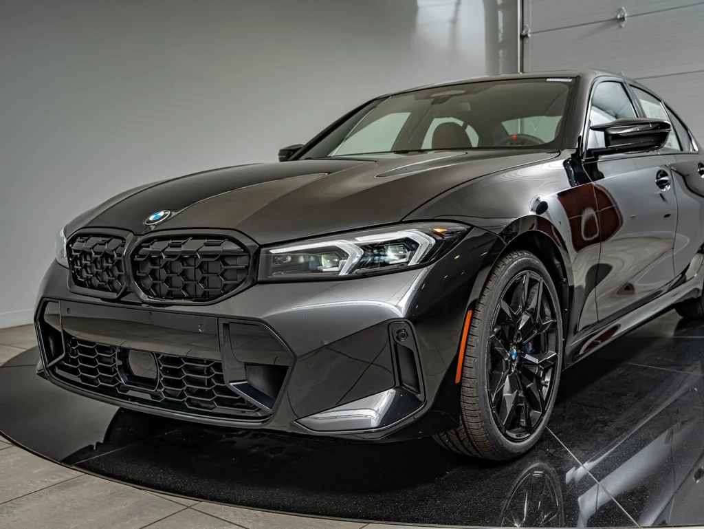 2026 BMW 3 Series M340i - Photo 14