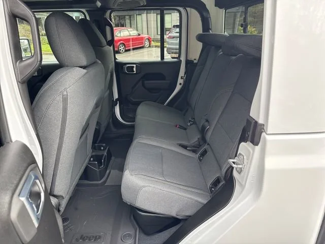 New 2026 Bright White Clear-Coat Exterior Paint Jeep Sport S image 13