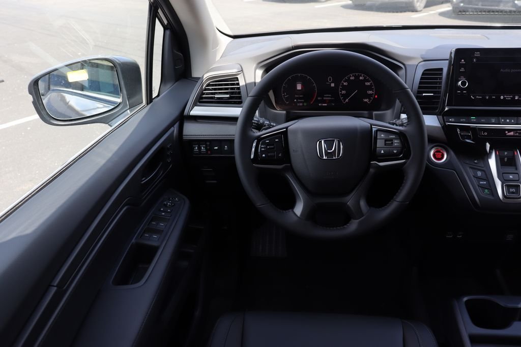 Used 2026 Modern Steel Metallic Honda EX-L image 19