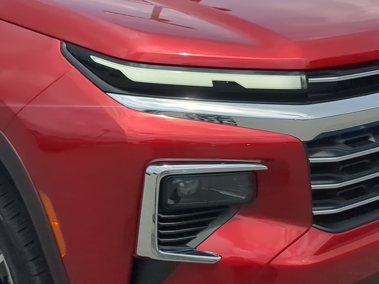 Used 2026 Radiant Red Tintcoat Chevrolet LT image 46