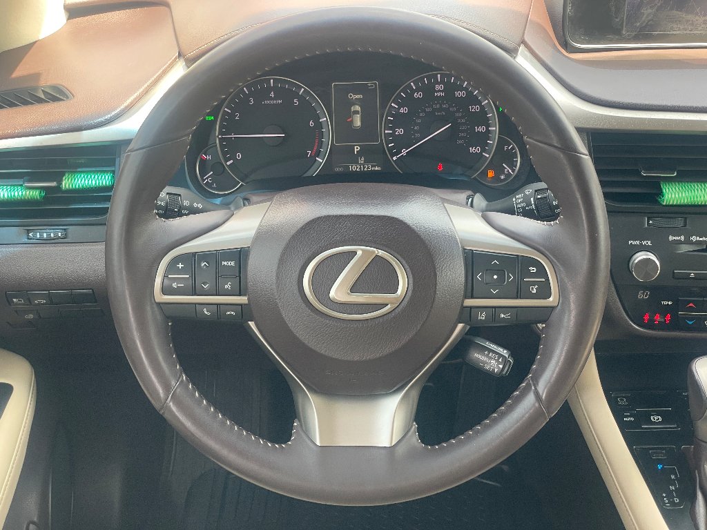 Used 2017 Atomic Silver Lexus Base image 5