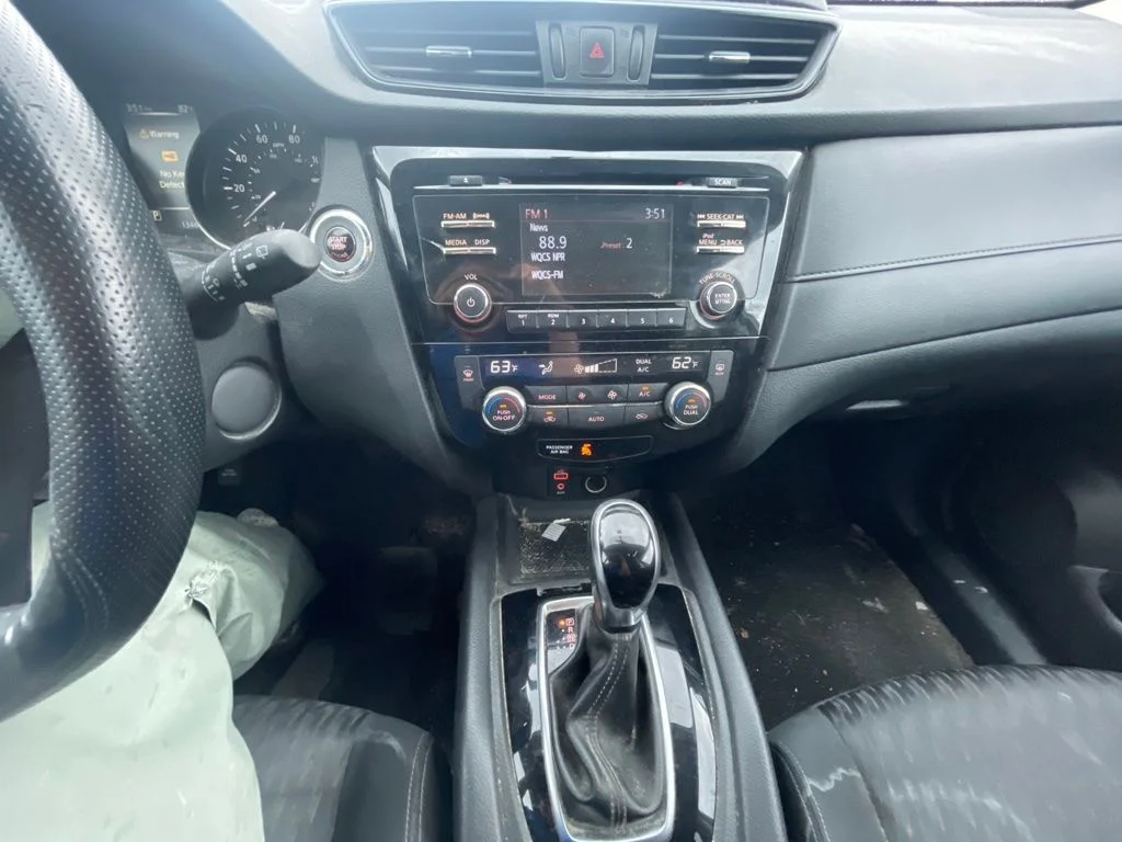 Used 2017 Gun Metallic Nissan SV image 11