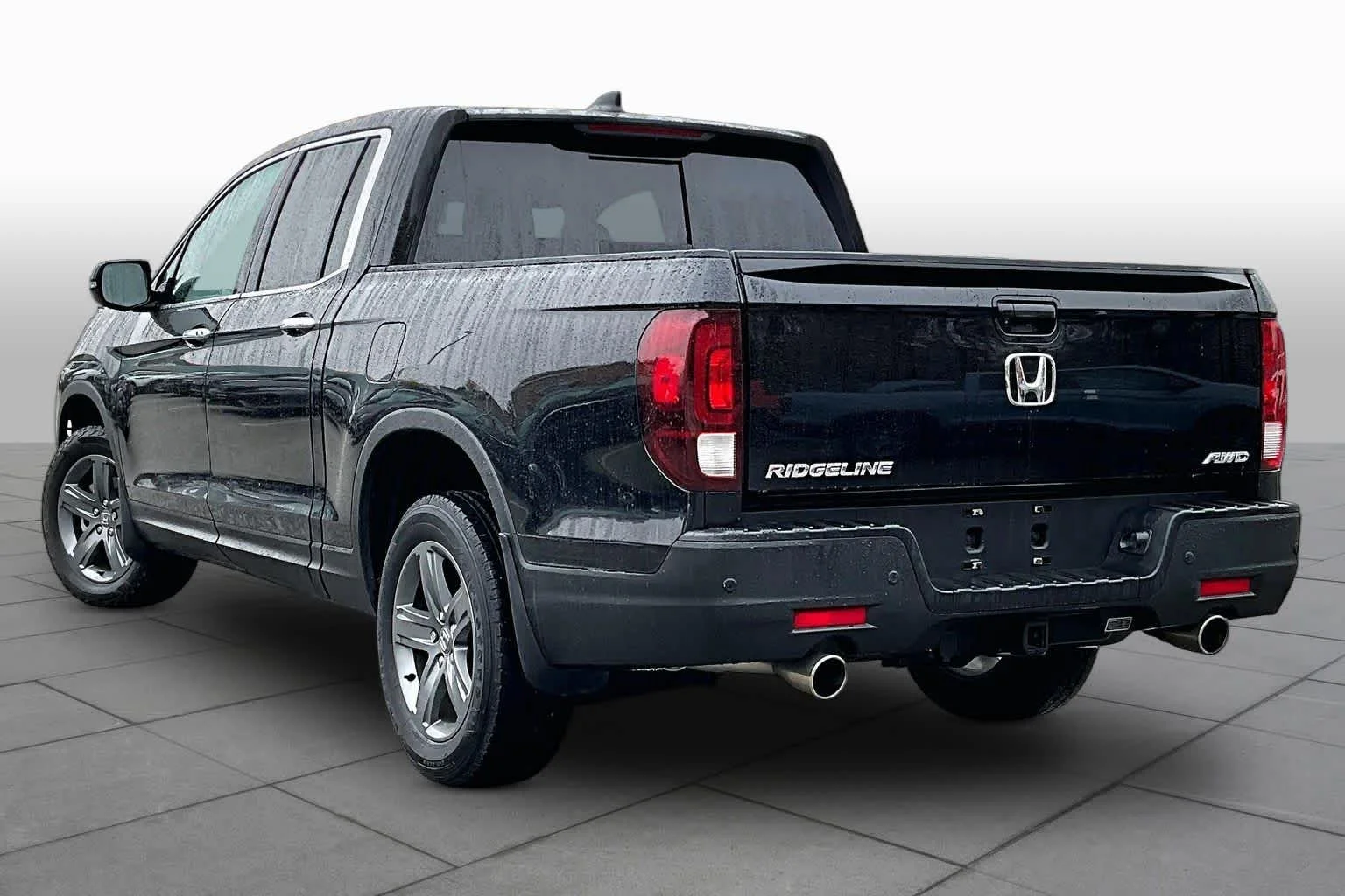 Certified Used 2023 Crystal Black Pearl Honda RTL-E image 12