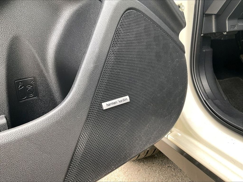 Used 2021 White Subaru Limited image 29