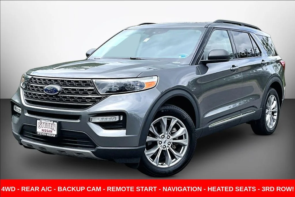 Used 2023 Gray Ford XLT image 3