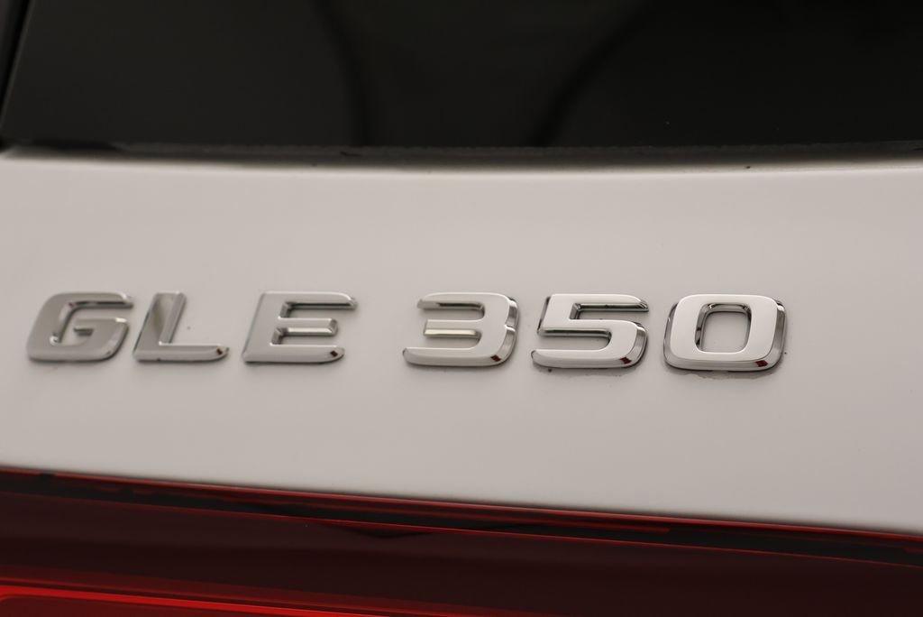 New 2026 MANUFAKTUR Moonlight White Magno Mercedes-Benz GLE 350 image 9