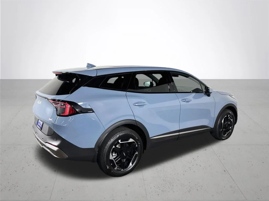 New 2027 Heritage Blue Kia S image 6