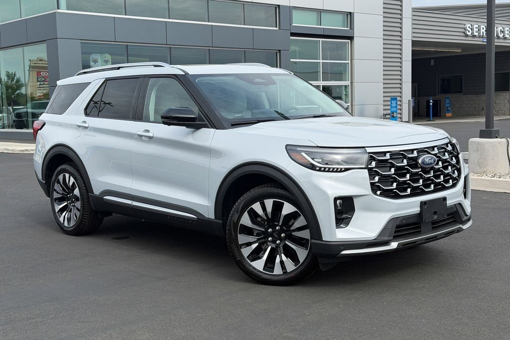 New 2026 Space White Metallic Ford Platinum™ image 2