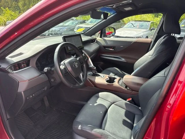 Used 2023 Pearl Toyota XLE image 11