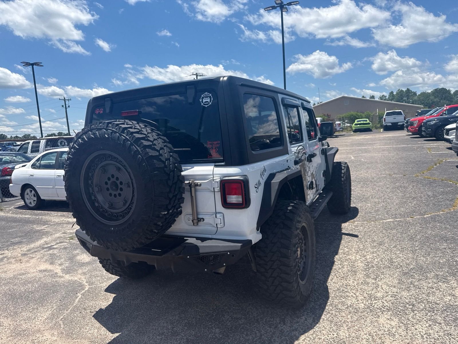 Used 2022 White Jeep Unlimited Sport Altitude image 7