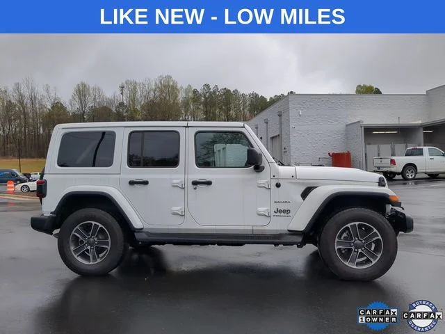 Used 2023 White Jeep Sahara image 9