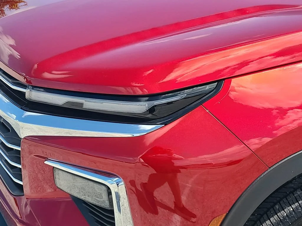 Used 2026 Radiant Red Tintcoat Chevrolet LT image 22