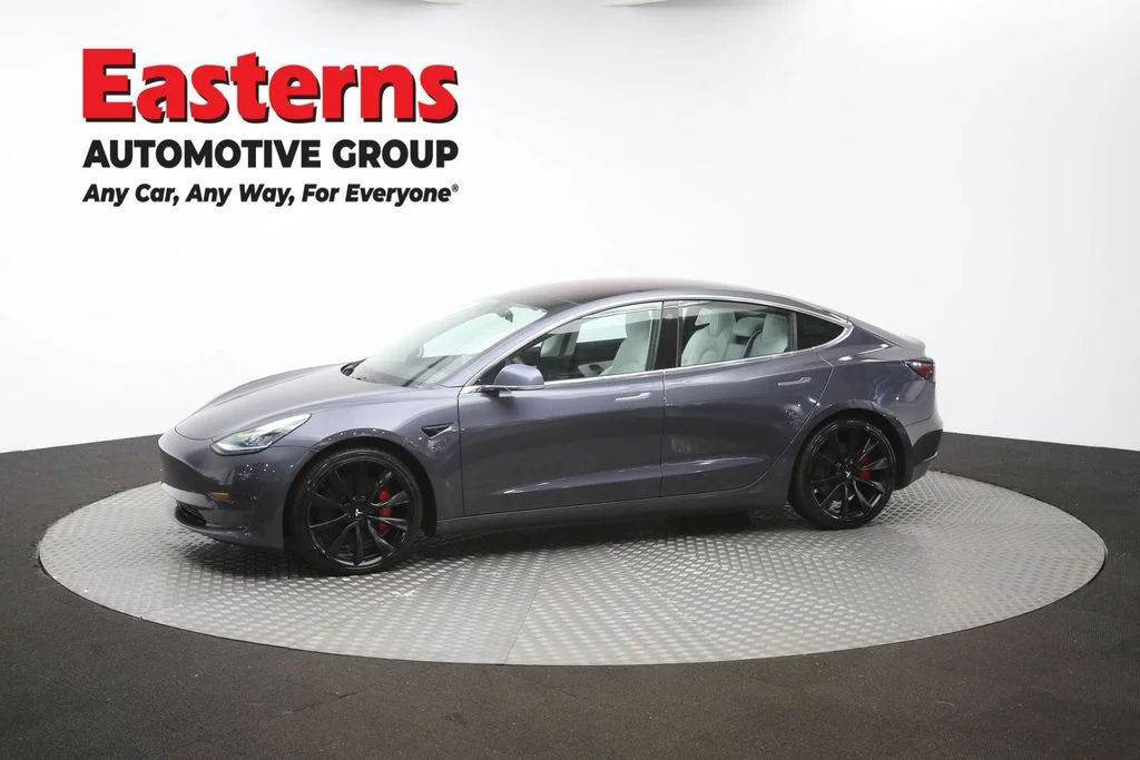 Used 2018 Gray Tesla Long Range image 53