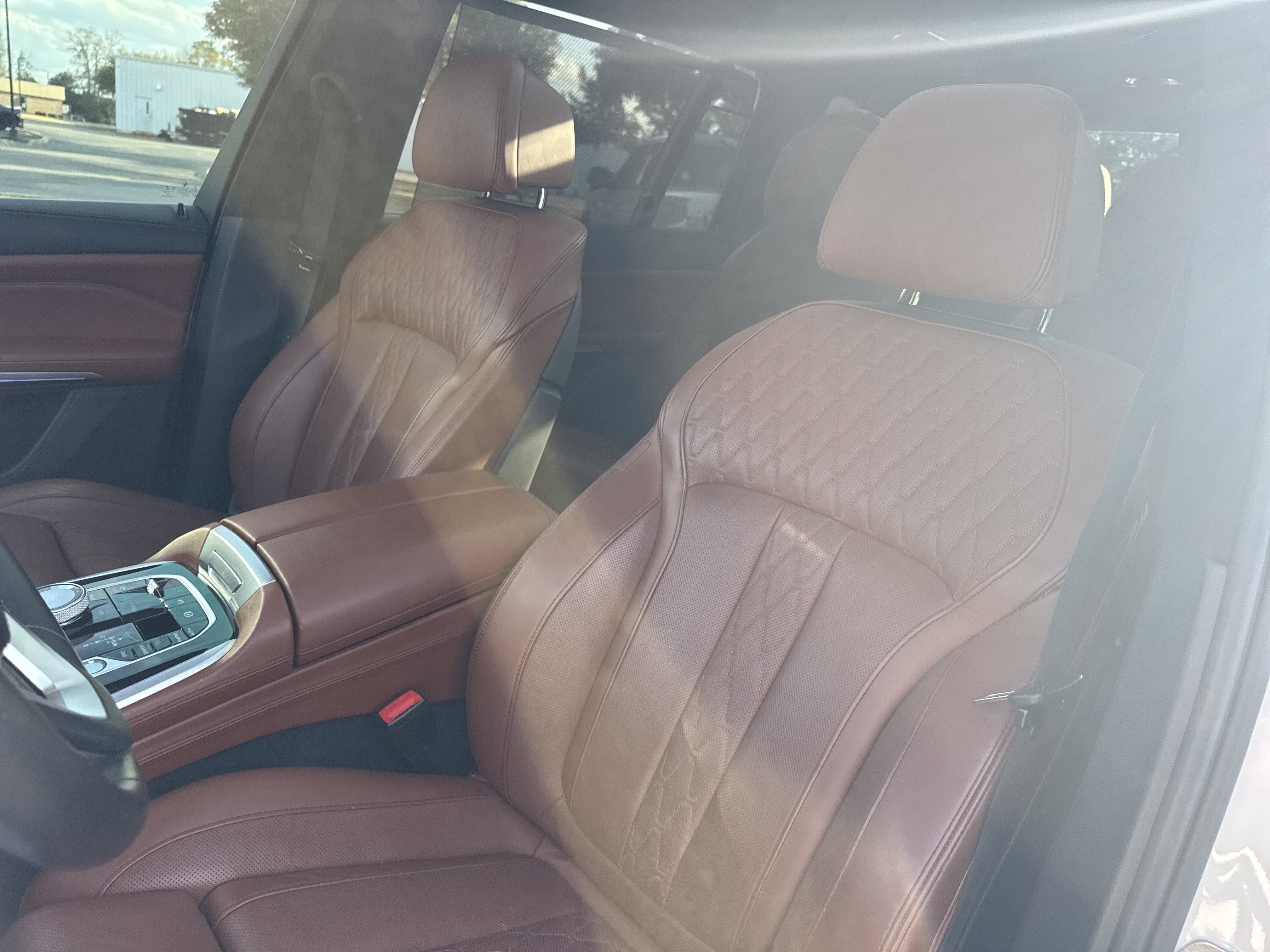 2022 BMW X7 ALPINA XB7 - Photo 14