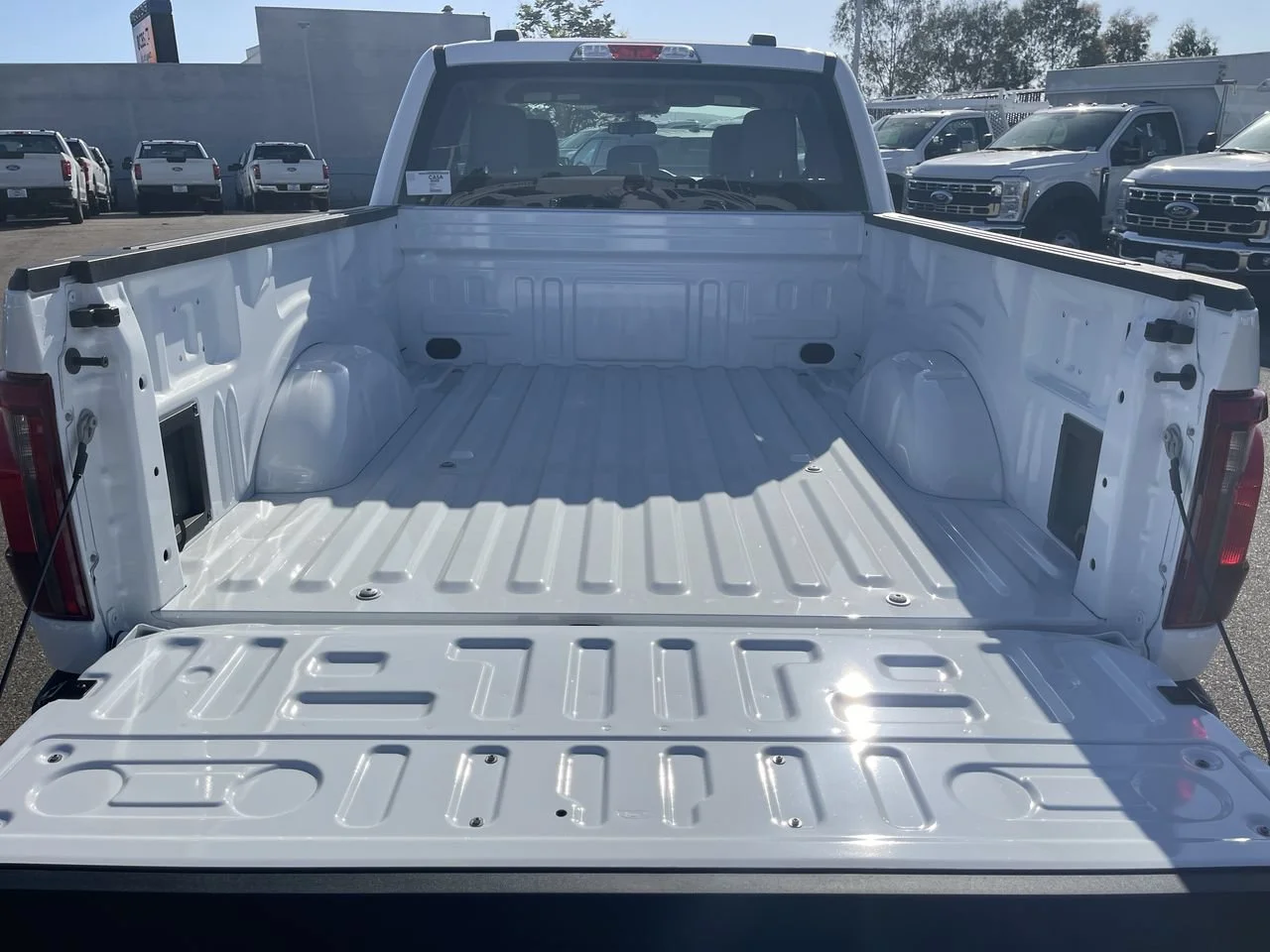 New 2026 Oxford White Ford XL image 27